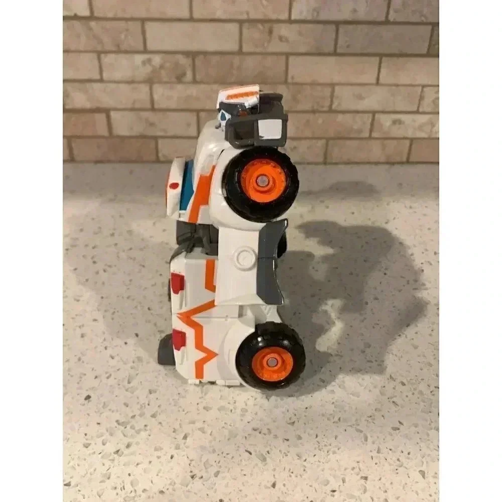 Rescue‎ Bots Playskool Heroes Medix the Doc-Bot. Bz